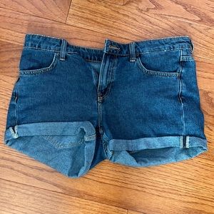 Jean shorts with hand embroidery